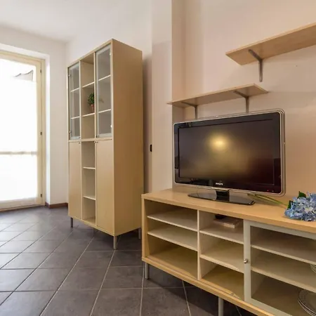 Galleria Roma - Affitti Brevi Italia * Lecco