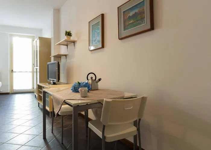 Apartment Galleria Roma - Affitti Brevi Italia Lecco