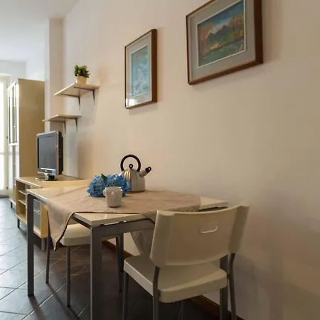 Appartamento Galleria Roma - Affitti Brevi Italia Lecco